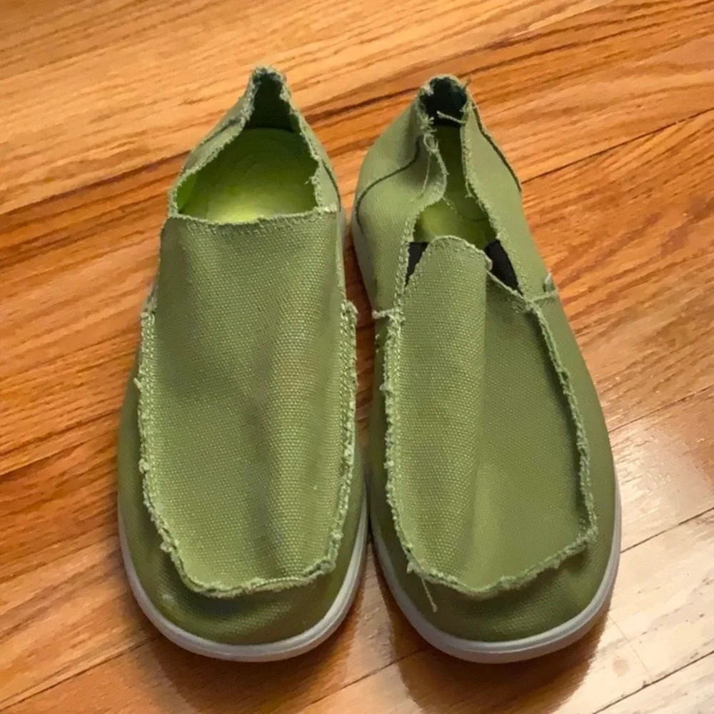 NWOT Crocs men’s slip on in size 12